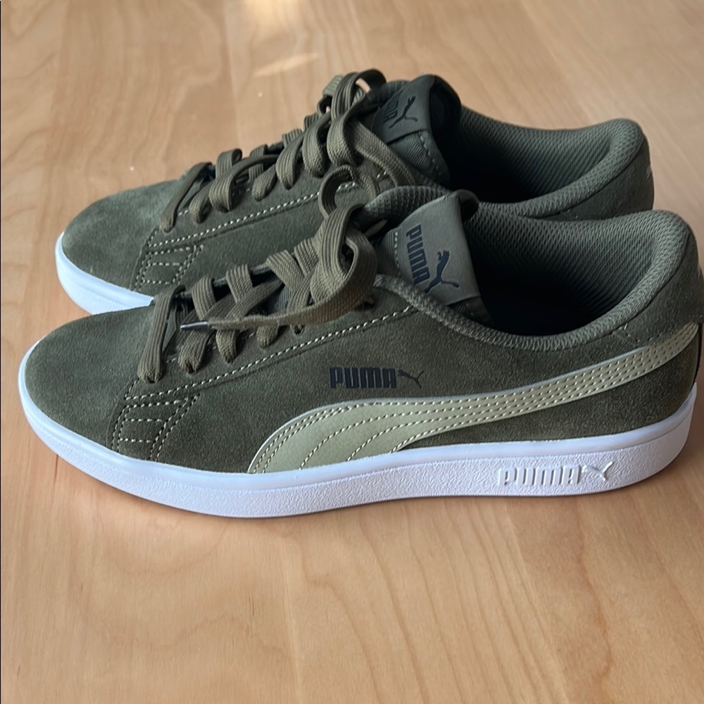 Puma girls Olive Green Sneakers size 4